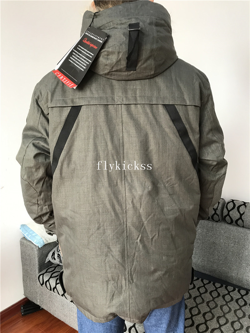 Nobis Canada White Duck Down Jacket